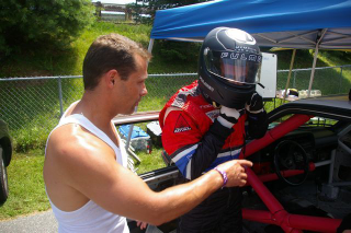 Illustration for article titled The 24 Hours Of LeMons New England 2009 Über Gallery, Part 2